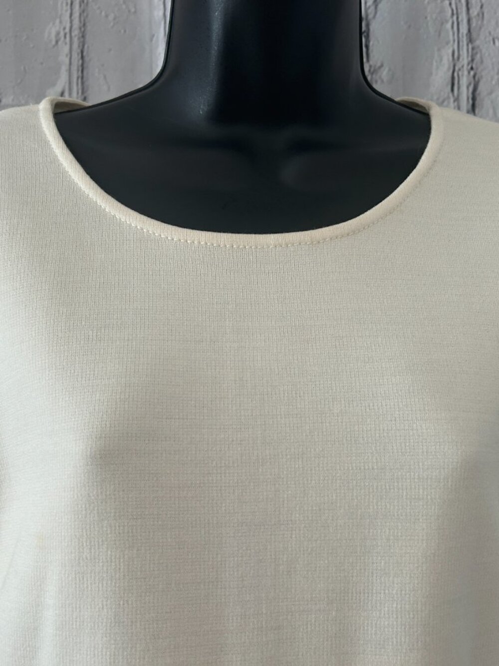 St. John | Peplum Top with Three Quarter Sleeves - Picture 6 of 16